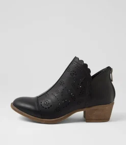 Women I LOVE BILLY Boots-Arino Black Ankle Boots