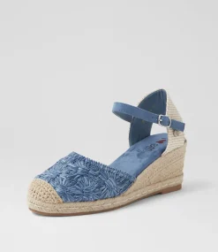 Women I LOVE BILLY Heels-Bessine Blue Daisy Fabric Heels