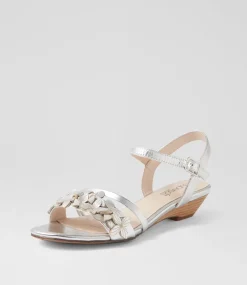 Women SUPERSOFT Comfort|Flats-Blossums Silver Leather Sandals