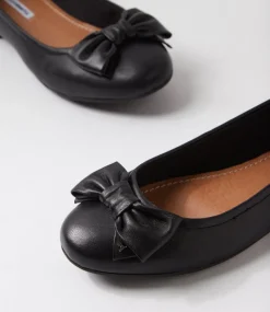 Women WINDSOR SMITH Flats-Bunny Black Leather Flat Shoes