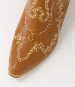 Women I LOVE BILLY Boots-Craayzie Tan Ankle Boots