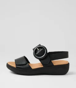 Women SUPERSOFT Comfort|Flats-Dakotas Black Leather Sandals