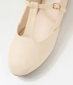 Women I LOVE BILLY Flats-Daliee Almond Flat Shoes