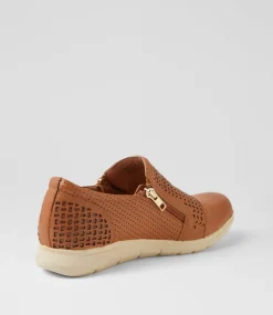Women SUPERSOFT Flats-Dallias Dark Tan Leather Flat Shoes