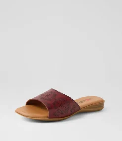 Women I LOVE BILLY Flats|Sandals-Derulose Cognac Smooth Sandals