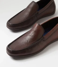 COLORADO Casuals-Eliot Chestnut Leather Flat Shoes