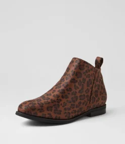 Women I LOVE BILLY Boots-Fanda Brown Leopard Microsuede Chelsea Boots