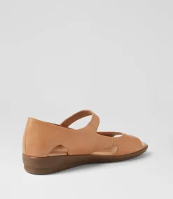 Women SUPERSOFT Comfort|Flats-Fleure Spice Leather Sandals