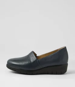 Women SUPERSOFT Comfort|Loafers-Gayye Navy Wide Fit Leather Wedges