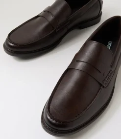 UNCUT Dress Shoes-Hutch Cafe Flat Shoes