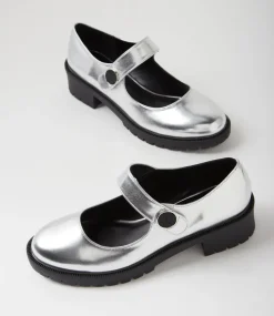 Women I LOVE BILLY Heels-Iredele Silver Heels