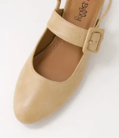 Women I LOVE BILLY Flats-Jolamber Latte Heels