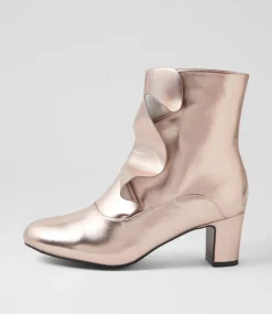 Women I LOVE BILLY Boots-Kister Champagne Ankle Boots
