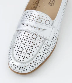 Women SUPERSOFT Flats-Panie Silver Leather Flat Shoes