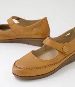Women SUPERSOFT Comfort|Mary Janes-Peregrine New Tan Leather Flat Shoes