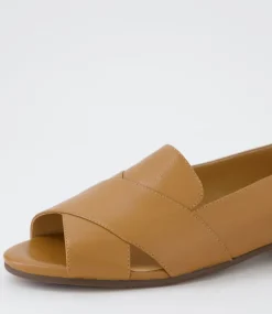 Women SUPERSOFT Flats-Petunia Dark Tan Leather Flat Shoes