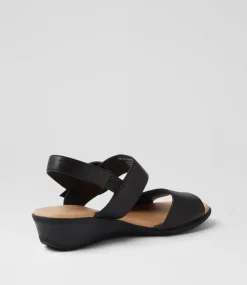 Women SUPERSOFT Comfort|Heels-Princie Black Leather Sandals
