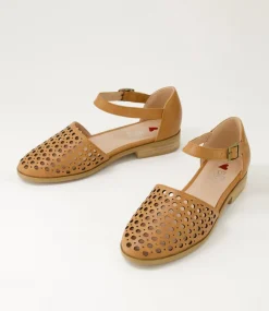 Women I LOVE BILLY Flats-Quotes Tan Flat Shoes