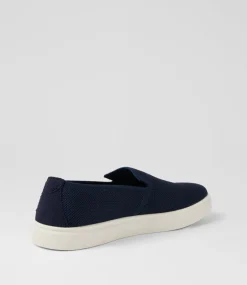 UNCUT Sneakers|Casuals-Row Navy Knit Sneakers