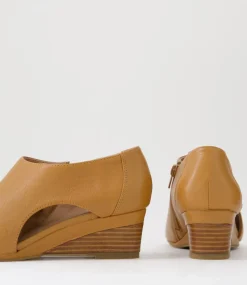 Women SUPERSOFT Comfort|Wedges-Shai Dark Tan Leather Sandals