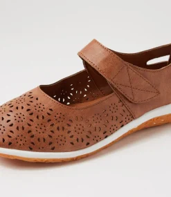 Women I LOVE BILLY Flats-SILVIEE IL TAN SMOOTH