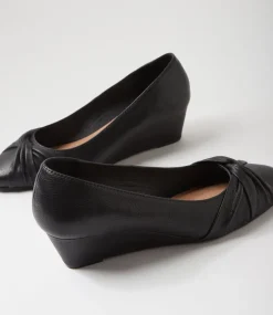 Women SUPERSOFT Comfort|Heels-Simmone Black Leather Heels