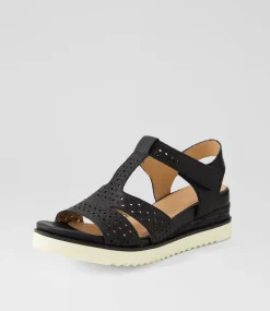 Women SUPERSOFT Comfort|Heels-Social Black Leather Sandals