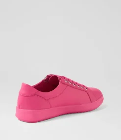 Women SUPERSOFT Comfort|Sneakers-Zarala Fuchsia Leather Sneakers